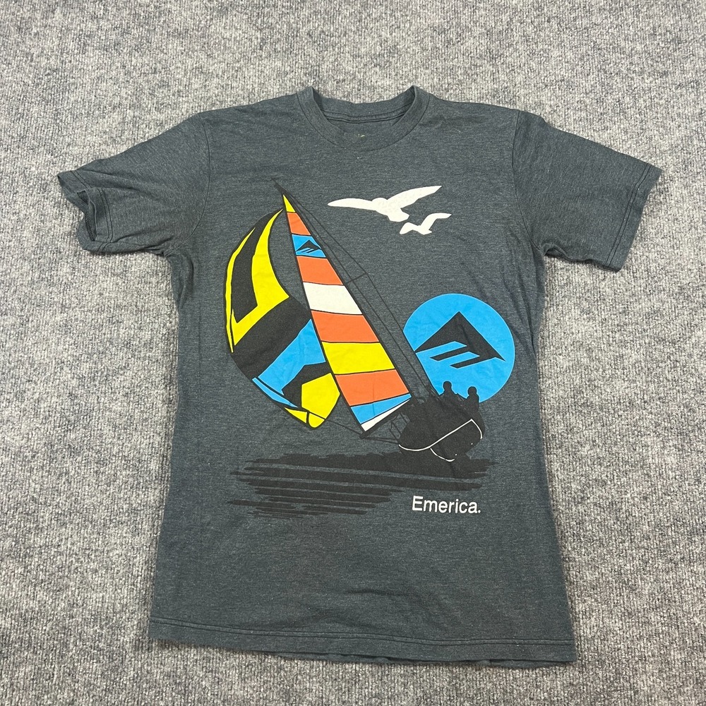 Emerica T Shirt Mens Medium Charcoal Gray Cotton Windsurf Graphic Everyday Wear